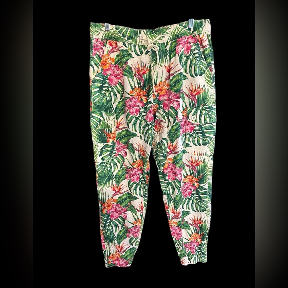 Eye-catching AHP Tropical Floral Jogger Pants